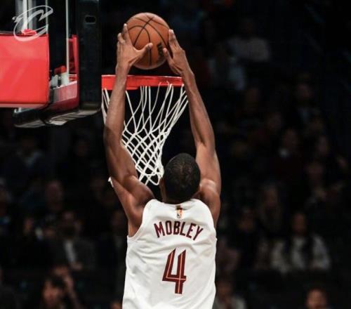 周四,专家解析太,阳对阵马刺,太阳城娱乐城官方网站,太阳城娱乐平台APP下载