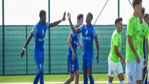 “蓉城新援胡荷韬蜕变显著，艾比备战一线阵容，争抢主力位置。”